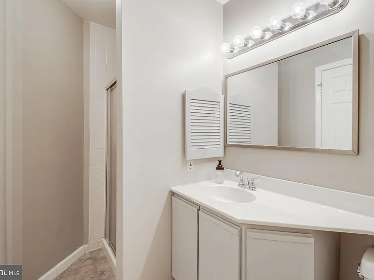 5818 Inman Park Cir #100 — Photo 21