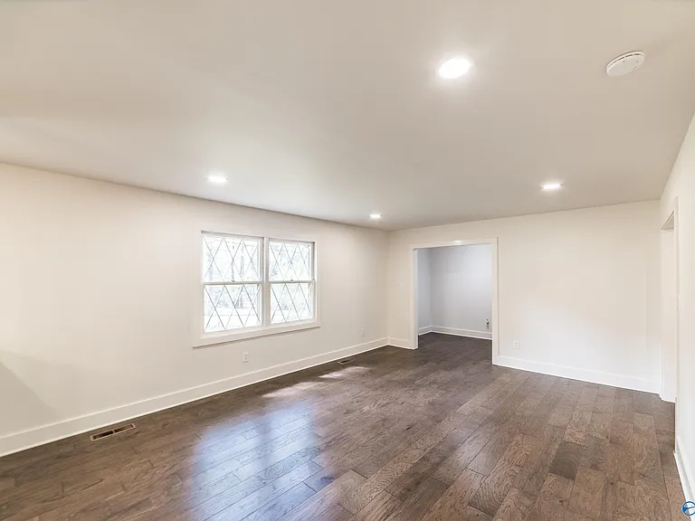 8013 Tea Garden Rd SE — Photo 8