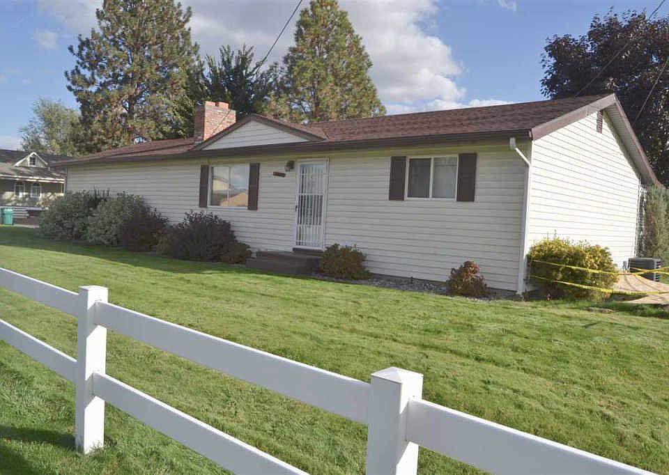 1st image of 14222 E 32nd Ave