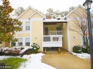 3387 Lakeside View Dr, Falls Church, VA 22041