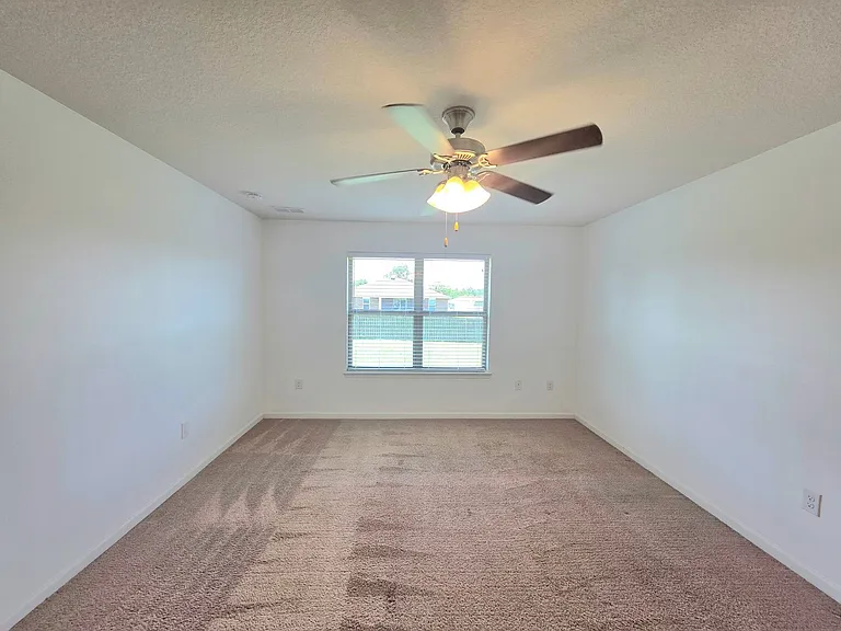 4719 Perception Cir — Photo 6