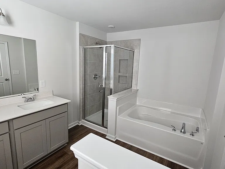 727 Wilstatt Rd — Photo 4