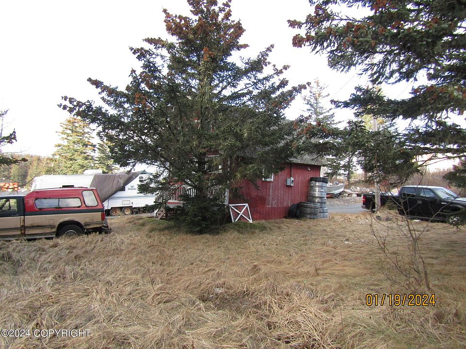 2nd image of 190 Island Lake Rd