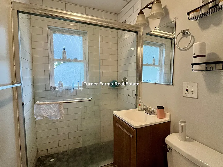 114 Thornton St #1 — Photo 7