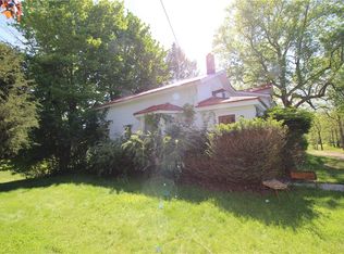 6977 Knickerbocker Rd, Ontario, NY 14519