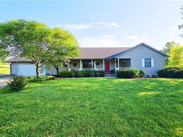2031 Maple Rd, Fort Scott, KS 66701
