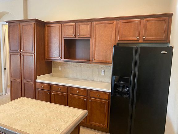 5th image of 33213 Stonegate Dr