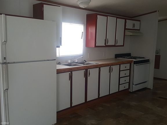 2nd image of 293 Point West Ii