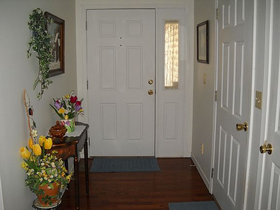 Entry Foyer
