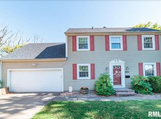 2441 34th St, Rock Island, IL