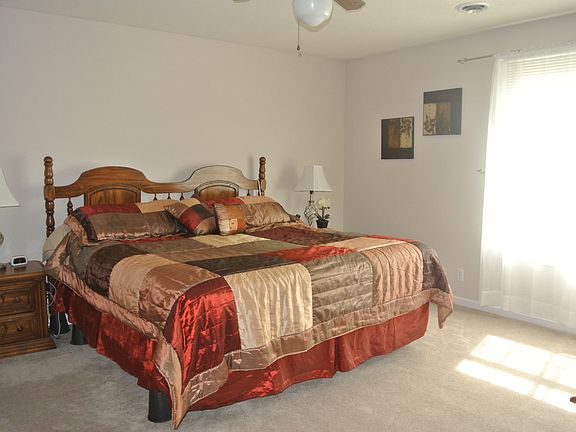 SPACIOUS MASTER SUITE