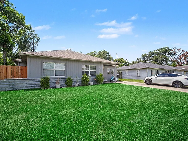 5226 Pomander Rd — Photo 33