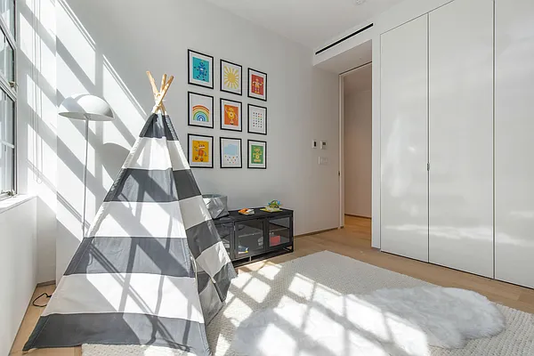 Rented by Compass | media 33