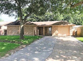1007 Fallbrook Dr, Houston, TX 77038