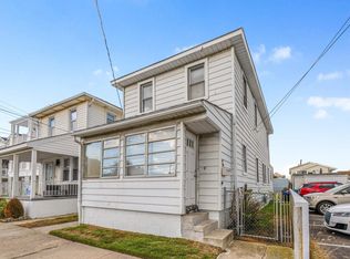 7 N Jefferson Ave, Margate, NJ 08402