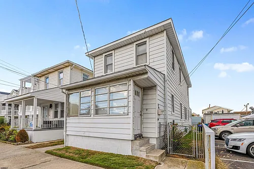 7 N Jefferson Ave Photo 1