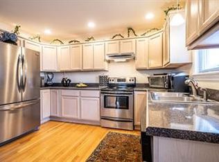 38 Hazelhurst Ave, East Longmeadow, MA 01028