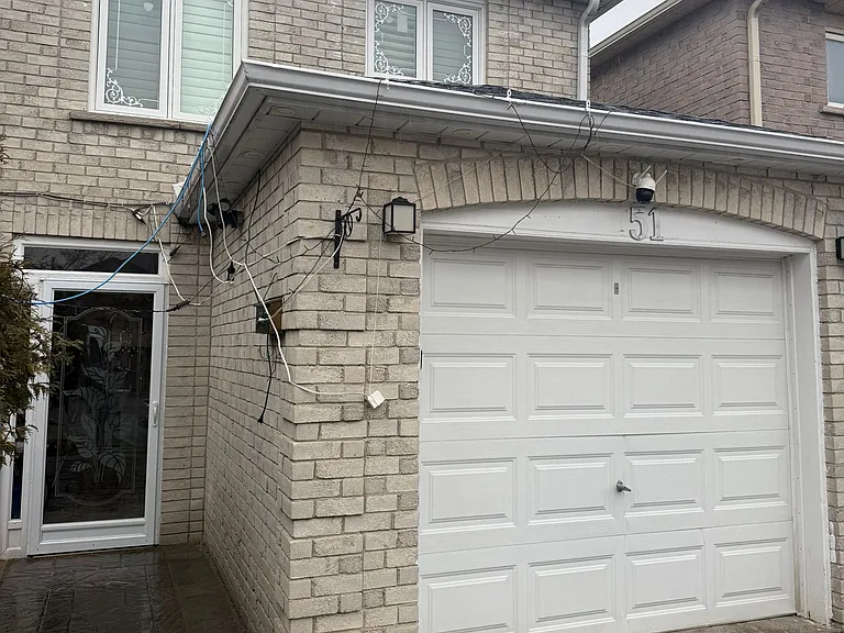 51 William Honey Cres #BASEMENT — Photo 6