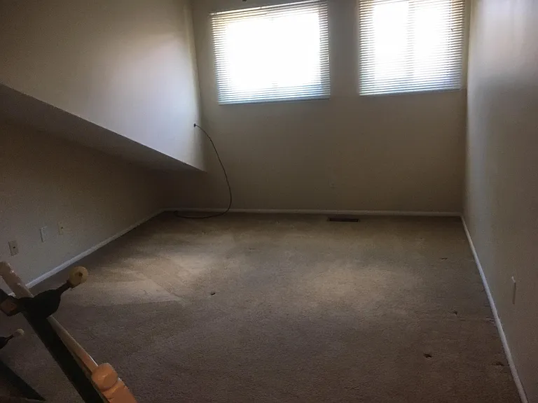 Front bedroom -1 of 3
