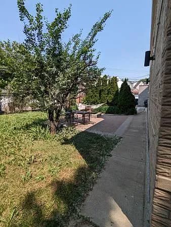 3706 W George St #1 — Photo 6