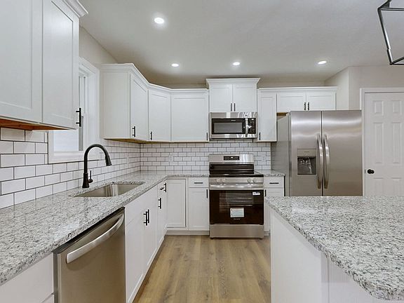 4th image of 1005 Whitlock Paris Rd