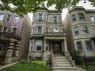 1325 W Eddy St #1, Chicago, IL 60657