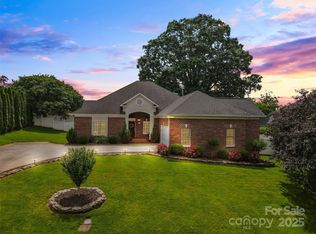 133 43rd Avenue Ln NW, Hickory, NC 28601