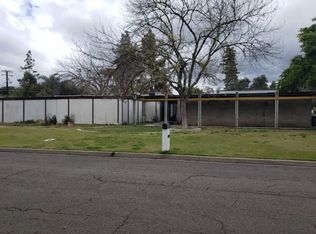 804 Laura Ln, Hanford, CA 93230