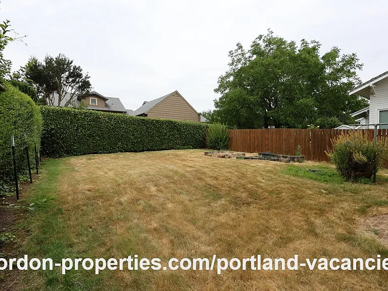 3815 SE 11th Ave — Photo 39
