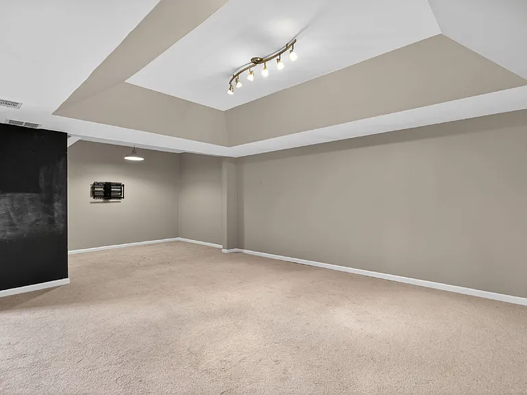 1712 Kenbrook Ct NW — Photo 39