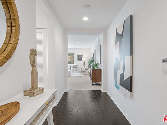 3rd image of 6020 Seabluff Dr Unit 219