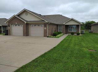 6044 Lauren Ln, Richmond, KY 40475