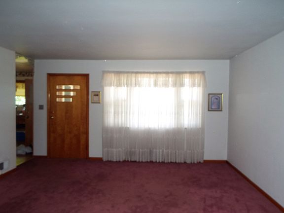 2nd image of 3940 Stratford Blvd