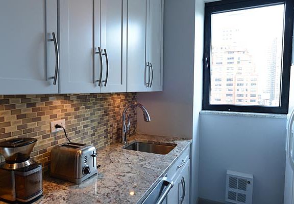 3rd image of 255 E 49th St APT 14B