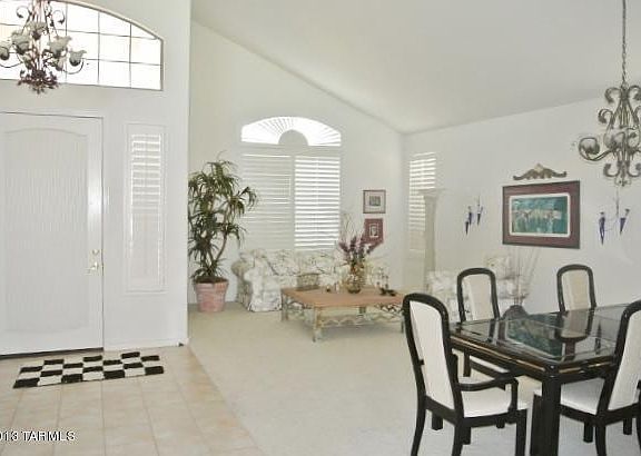 5th image of 247 W Geeseman Springs Dr