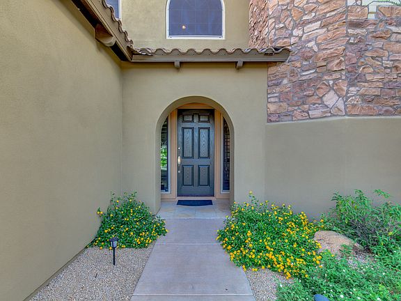 4th image of 3715 E Adobe Dr