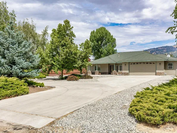 29721 Jamaica Dunes Dr, Tehachapi, CA 93561