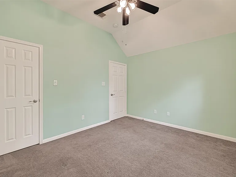22411 Kendall Shay Ct — Photo 35