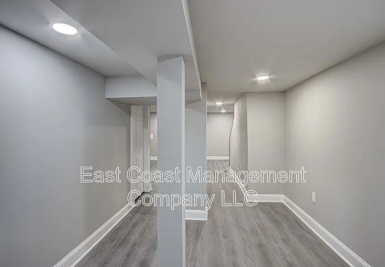 2619 Loyola Northway — Photo 27