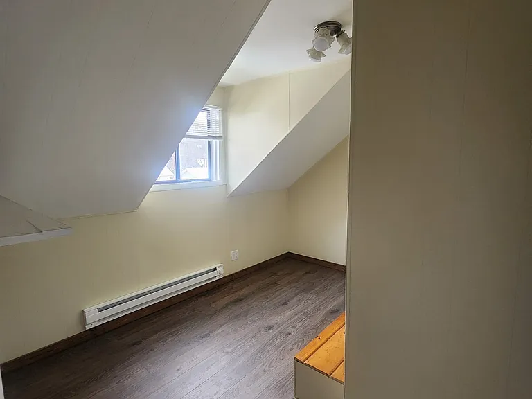 725 Holmes St #3 — Photo 10
