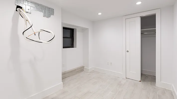 Rented by Nooklyn NYC LLC | media 14