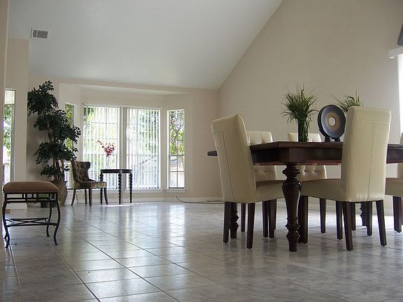 5th image of 15002 Empanada Dr