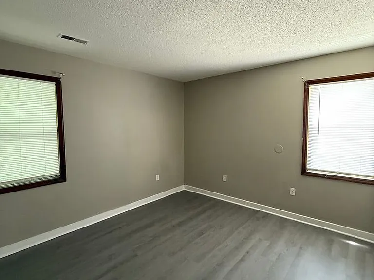 2146 Charles St #6 — Photo 10