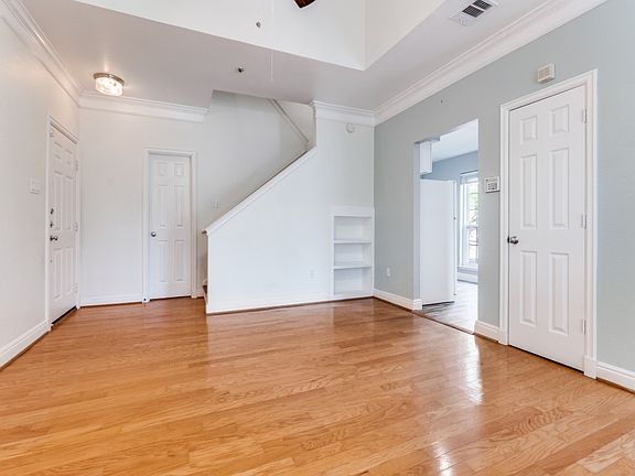 5th image of 5407 Bryan St APT B209