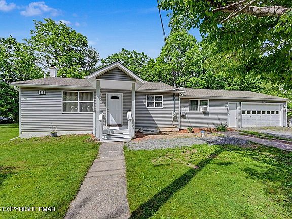 3rd image of 111 Upper Grandview Rd