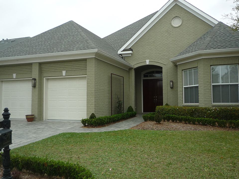 1st image of 10 Bear Creek Dr
