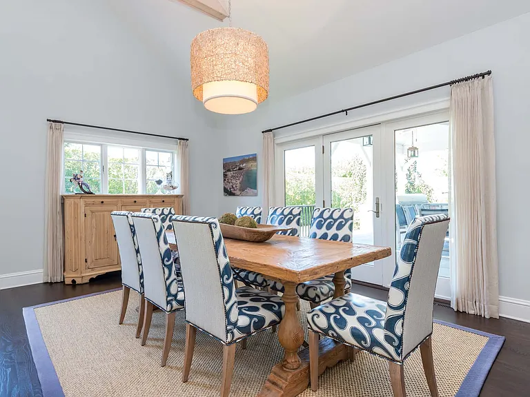 20 Millfarm Ln — Photo 6