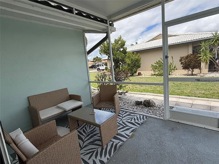 732 Santa Margerita Ln — Photo 21