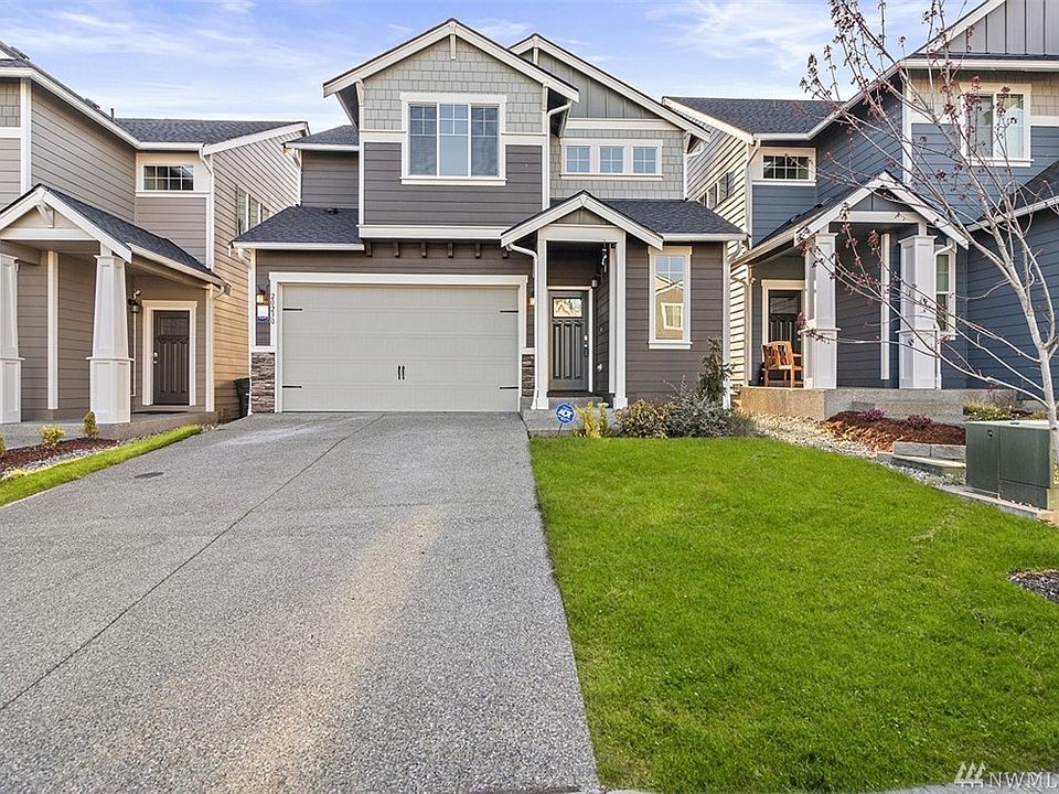 1st image of 20230 18th Avenue Ct E