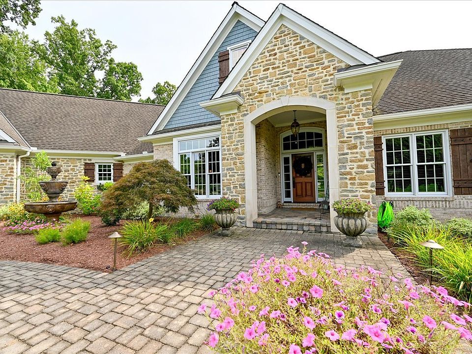 895 Sanctuary Ln, Maineville, OH 45039 MLS 1780818 Zillow